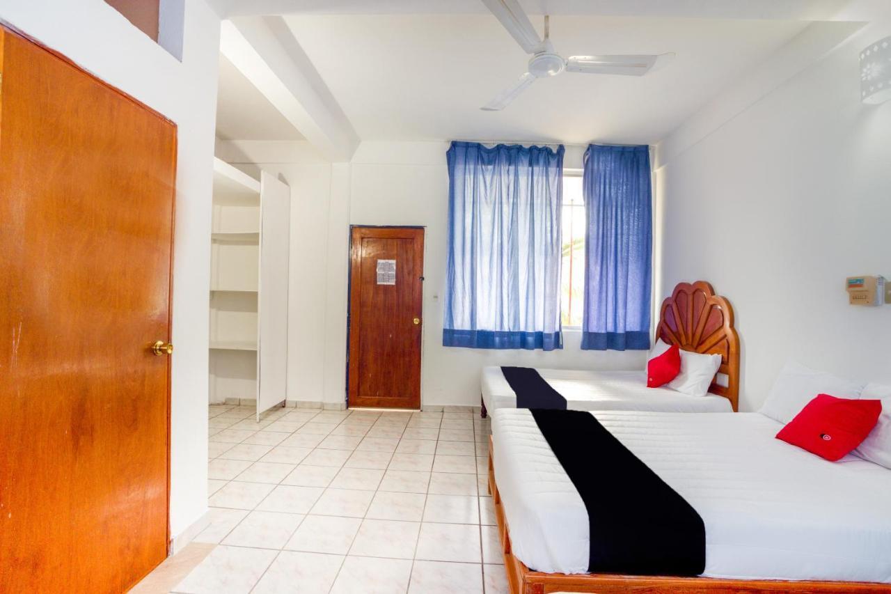 Capital O Hotel Adelita Zihuatanejo Exterior foto