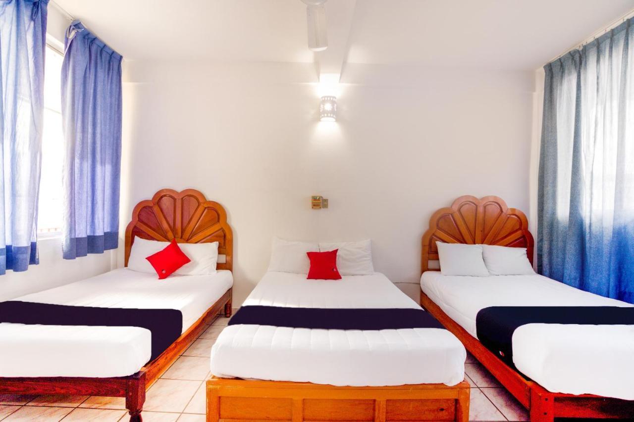 Capital O Hotel Adelita Zihuatanejo Exterior foto