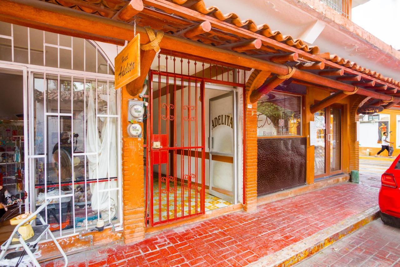 Capital O Hotel Adelita Zihuatanejo Exterior foto